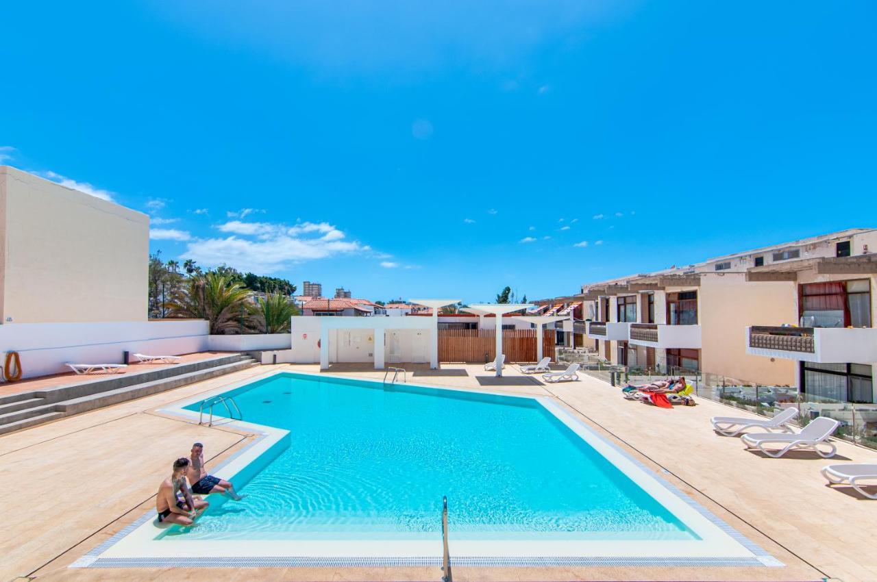 Central 2 Bedroom Apartment Playa De Las Americas Exterior photo