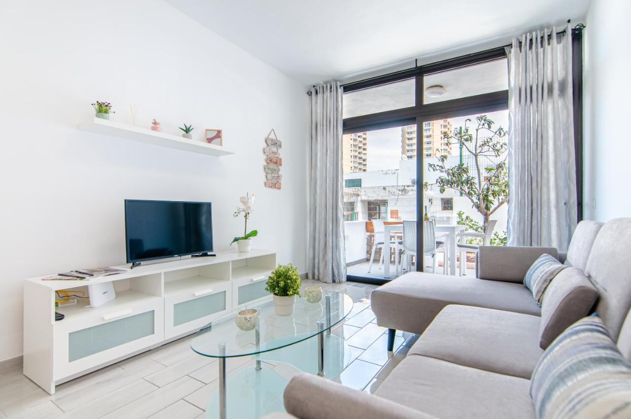 Central 2 Bedroom Apartment Playa De Las Americas Exterior photo